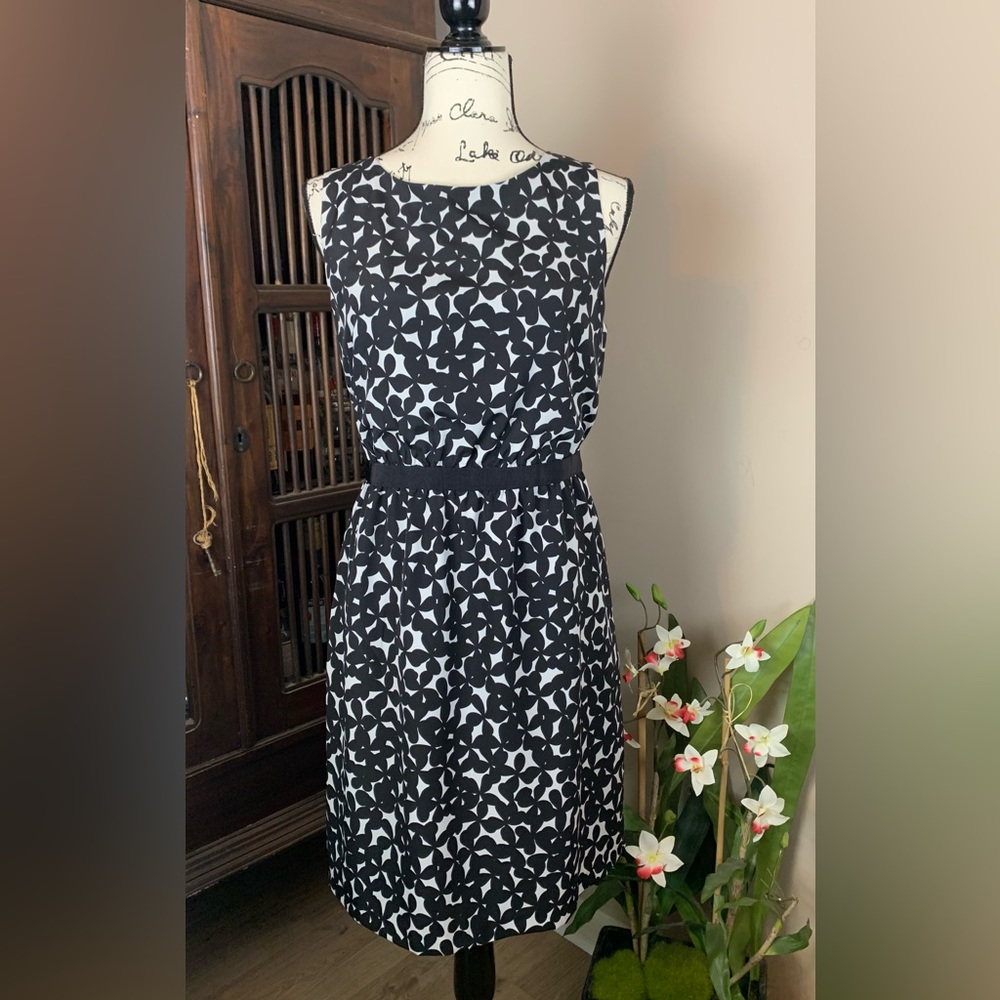 Ann Taylor LOFT Black Floral Sleeveless Sheath Dress